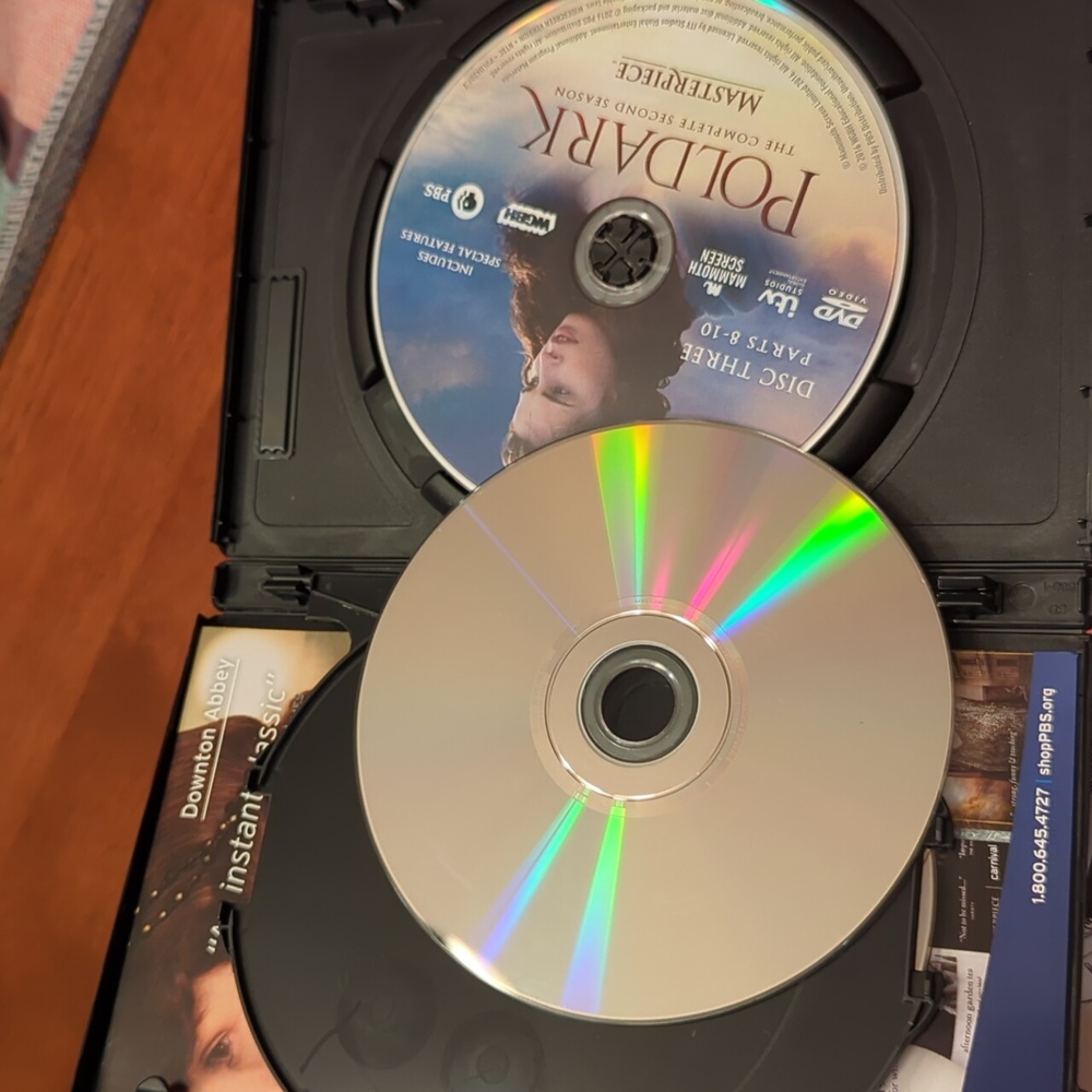 Poldark DVD/Books (Leaving Shop) - Picture 8 of 17